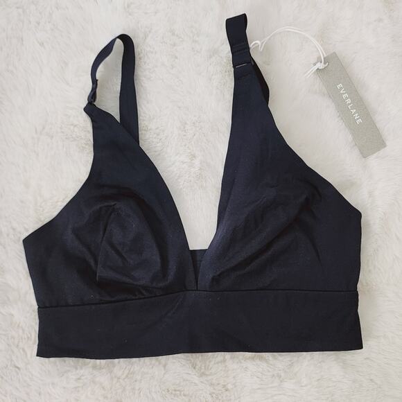 NEW Everlane The ReNew Invisible Wireless Black Bra - Picture 1 of 9